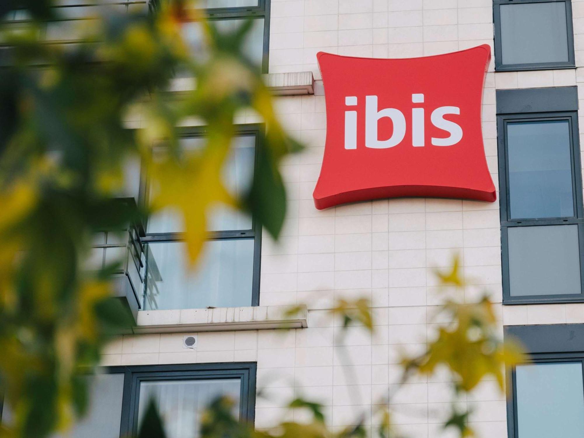 Hotel Ibis Rouen Centre Rive Droite Pasteur Exteriér fotografie